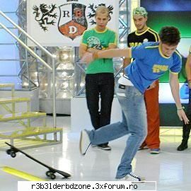 ~Chris,skater boy~ - loka_por_rbd - ~Christopher~
