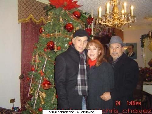 ~Familia lui Christian~ - Uitati o poza cu familia lui Christian - ~Christian~