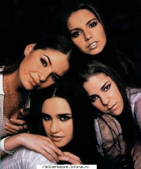 ~Jeans~ - loka_por_rbd - ~Dulce Maria~