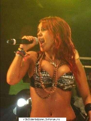 ~RBD fac schimb de haine~ - ~Dul si Any poarta acelsi sutien~ - ~RBD~